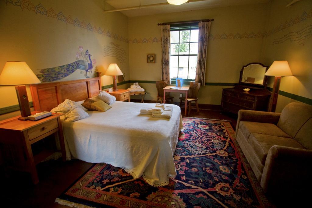 Mcmenamins Edgefield Hotel Troutdale Szoba fotó